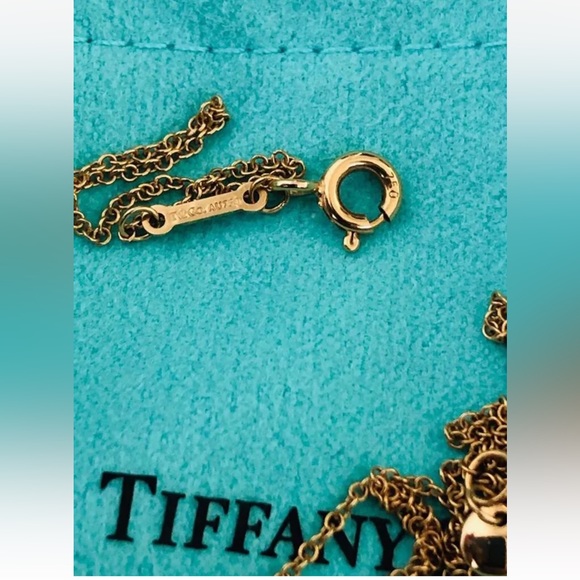 Tiffany & Co. 18K Rose Gold Paloma Picasso Love & Kisses Pendant with Packaging - Picture 3 of 4